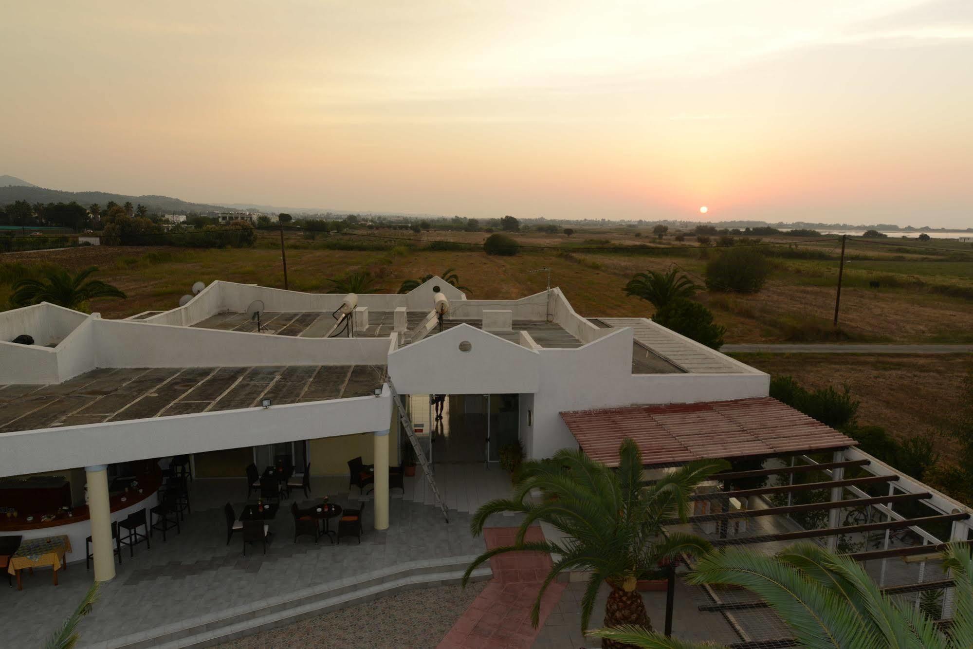 Golden Star Apart Hotel Τιγκάκι Εξωτερικό φωτογραφία
